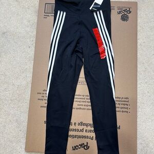 Adidas Women's Feelbrilliant 7/8 Tight (Black/White) New